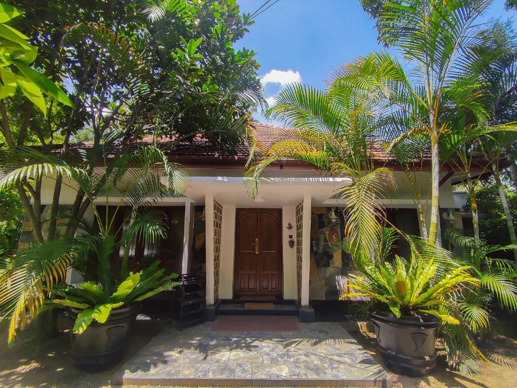 Secret Garden Villa